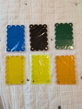 Set of 6 Scalloped Acrylic Polaroid Magnetic Frames